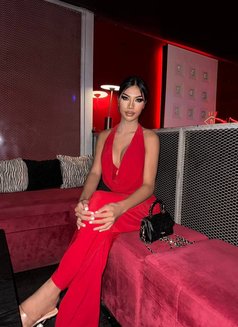 Bella big dick bio massage - Transsexual escort in Riyadh Photo 17 of 18