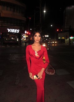 Bella big dick ‍ - Transsexual escort in Riyadh Photo 12 of 14