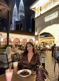 Bella Briella - Transsexual escort in Manila Photo 9 of 9