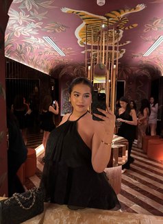 Bella Briella - Transsexual escort in Singapore Photo 13 of 13