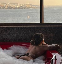 Bella - puta in Beirut Photo 1 of 10