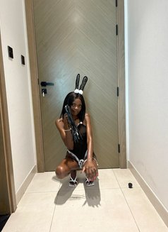 Ebony. Squirt business bay - escort in Dubai Photo 7 of 9