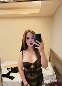 Bella - escort in Dubai Photo 1 of 1