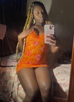 Bella - puta in Mombasa Photo 2 of 2