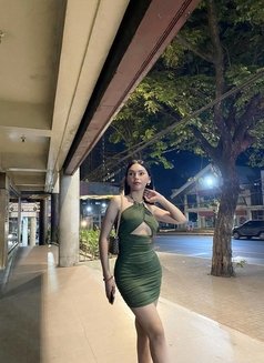 Bella - Transsexual escort in Cebu City Photo 5 of 6