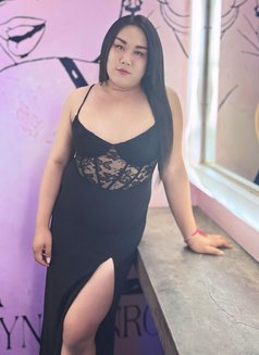 Bella - Transsexual escort in Ras al-Khaimah Photo 2 of 11