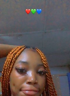 Bella - puta in Al Manama Photo 3 of 5