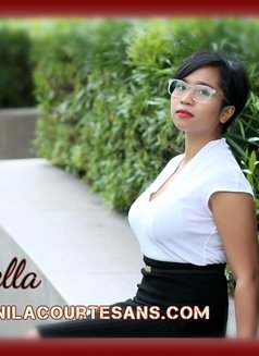 Bella - escort in Manila Photo 1 of 5