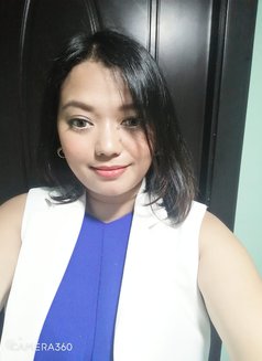 Bella - escort in Mumbai Photo 4 of 4