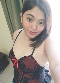 Bella - escort in Dubai Photo 4 of 5