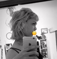 Bella - Transsexual escort in Manila