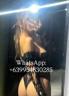 Bella - Acompañantes transexual in Singapore Photo 7 of 7