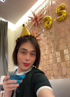 BELLA - Male escort in Riyadh Photo 2 of 3