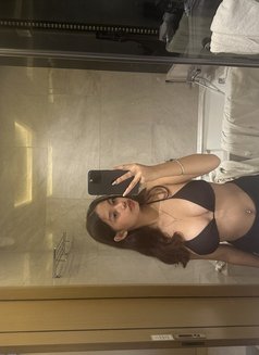 Bella Fuentes - escort in Manila Photo 3 of 3