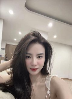 Bella GFE- FULL SERVICES - escort in Dubai Photo 2 of 4