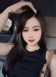 Bella GFE good service - puta in Dubai Photo 3 of 3