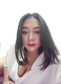 BelLa Massage - puta in Jakarta Photo 10 of 22