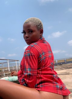 Bella Habibi - Masajista in Accra Photo 5 of 6