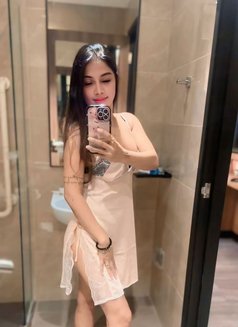 Bella Hadid - escort in Singapore Photo 2 of 3