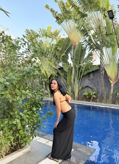 Bella Here - escort in Bali Photo 6 of 6