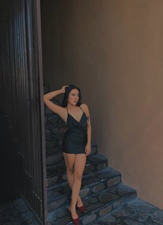 Bella Here - escort in Bali Photo 3 of 5