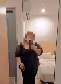 Bella - escort in Bangalore Photo 2 of 3