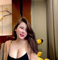 Bella 🦋 - escort in Abu Dhabi