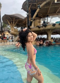 Bella - puta in Bali Photo 2 of 5