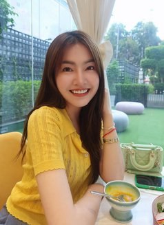 Bella - escort in Surabaya Photo 5 of 5