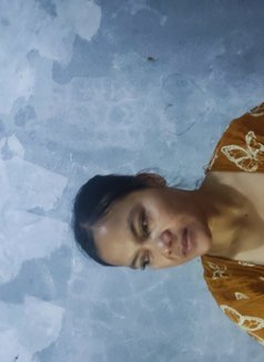Bella - escort in Bali Photo 3 of 3