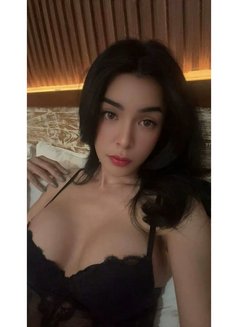 Bella - Transsexual escort in Bali Photo 9 of 12