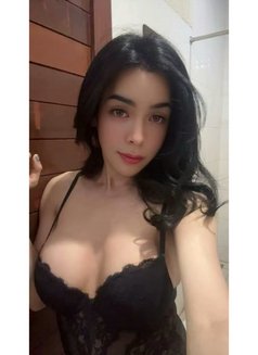 Bella - Transsexual escort in Bali Photo 12 of 12