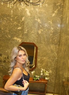 Bella just arrive - escort in Singapore Photo 9 of 9