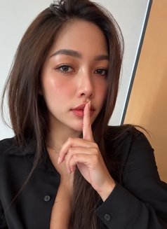 Bella πΈπ¬, Just Landed, GFE & Cam - escort in Ahmedabad Photo 9 of 13