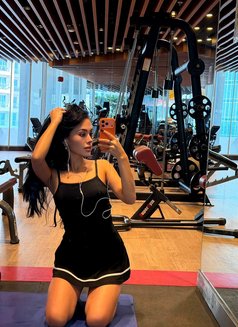 Bella - escort in Dubai Photo 5 of 5