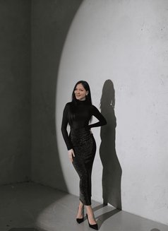 Bella - escort in Hong Kong Photo 3 of 7