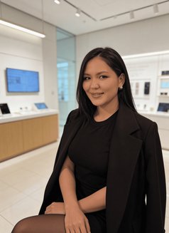 Bella - escort in Hong Kong Photo 4 of 7