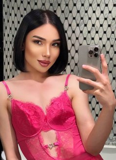 Bella 🇰🇿 - Transsexual escort in Baku Photo 1 of 8