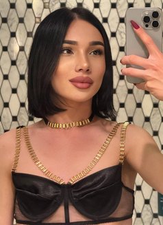 Bella 🇰🇿 - Transsexual escort in Baku Photo 4 of 8