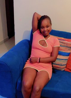 Bella - masseuse in Nairobi Photo 1 of 3