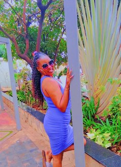 Bella - puta in Nairobi Photo 5 of 5