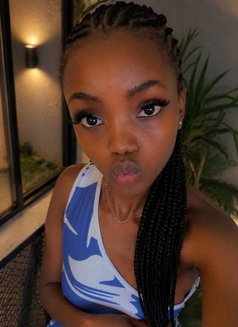 Bella - puta in Nairobi Photo 1 of 3
