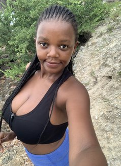 Bella - escort in Nairobi Photo 5 of 5