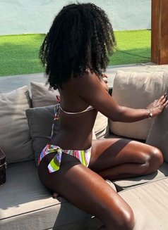 Bella - puta in Pattaya Photo 4 of 6