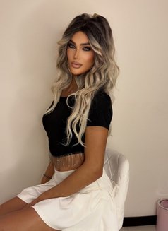Bella - Transsexual escort in Beirut Photo 24 of 24