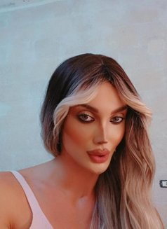 Bella - Transsexual escort in Beirut Photo 4 of 4