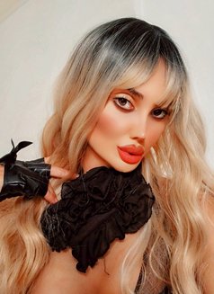 Bella - Acompañantes transexual in Beirut Photo 2 of 3