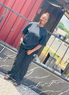 Bella Lovely - puta in Riyadh Photo 3 of 4