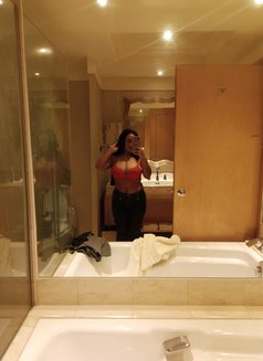 Bella Massage big boobs - escort in Jakarta Photo 6 of 9