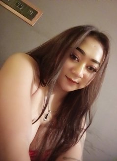 Bella Massage - puta in Jakarta Photo 7 of 17